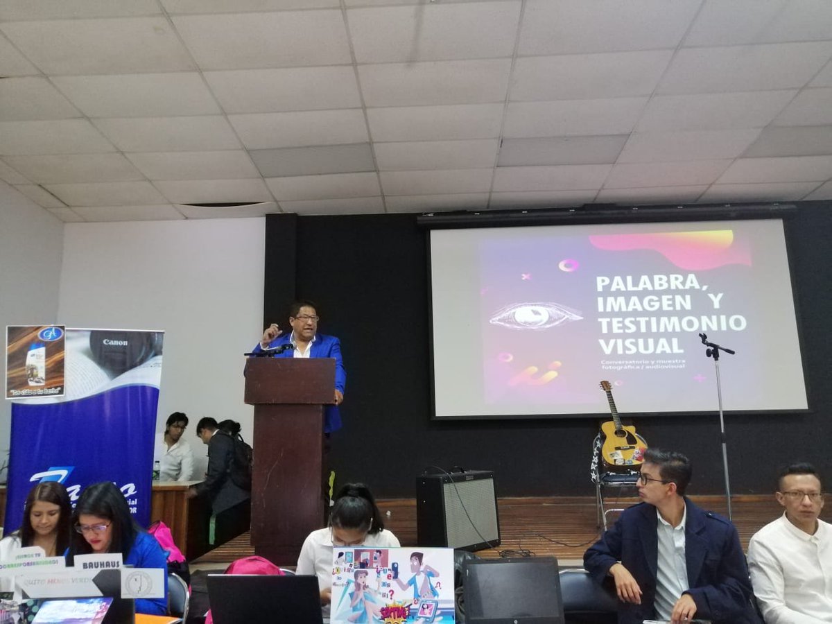 Alegría y satisfacción. Los nuevos comunicadores visuales de Ecuador son completos. Saben teorizar y operar en la práctica sus propuestas. Esta es una generación que se hará conocer en el país. Con libertad, creatividad y criticidad <a href="/ucefacso/">FACSO - UCE</a> #RecetaParaManipular