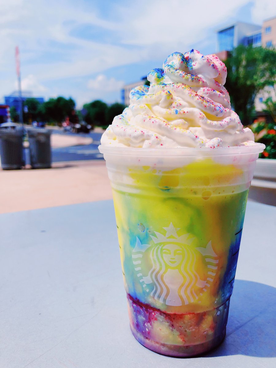 StarbucksRU's tweet photo. Get ‘em while it’s hot🔥🥵beat the humidity with our tie-dye frappuccino!🌈 #rainbow #tiedye #treatyoself #starbucks #rustarbucks https://t.co/zXnysYnP2a