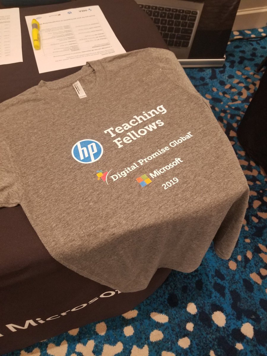 Dana Castro tweet media