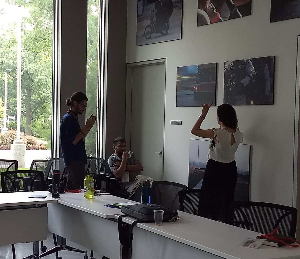ComSciConCAN's tweet photo. Some of our participants are learning to unleash their inner @Sir_Attenboroug at the Vedio Production workshop led by Jocelyn Bently- Founder of the Science Media Creator https://t.co/PbE7AbzmlH 🎥 https://t.co/wvvQtZ1WDC