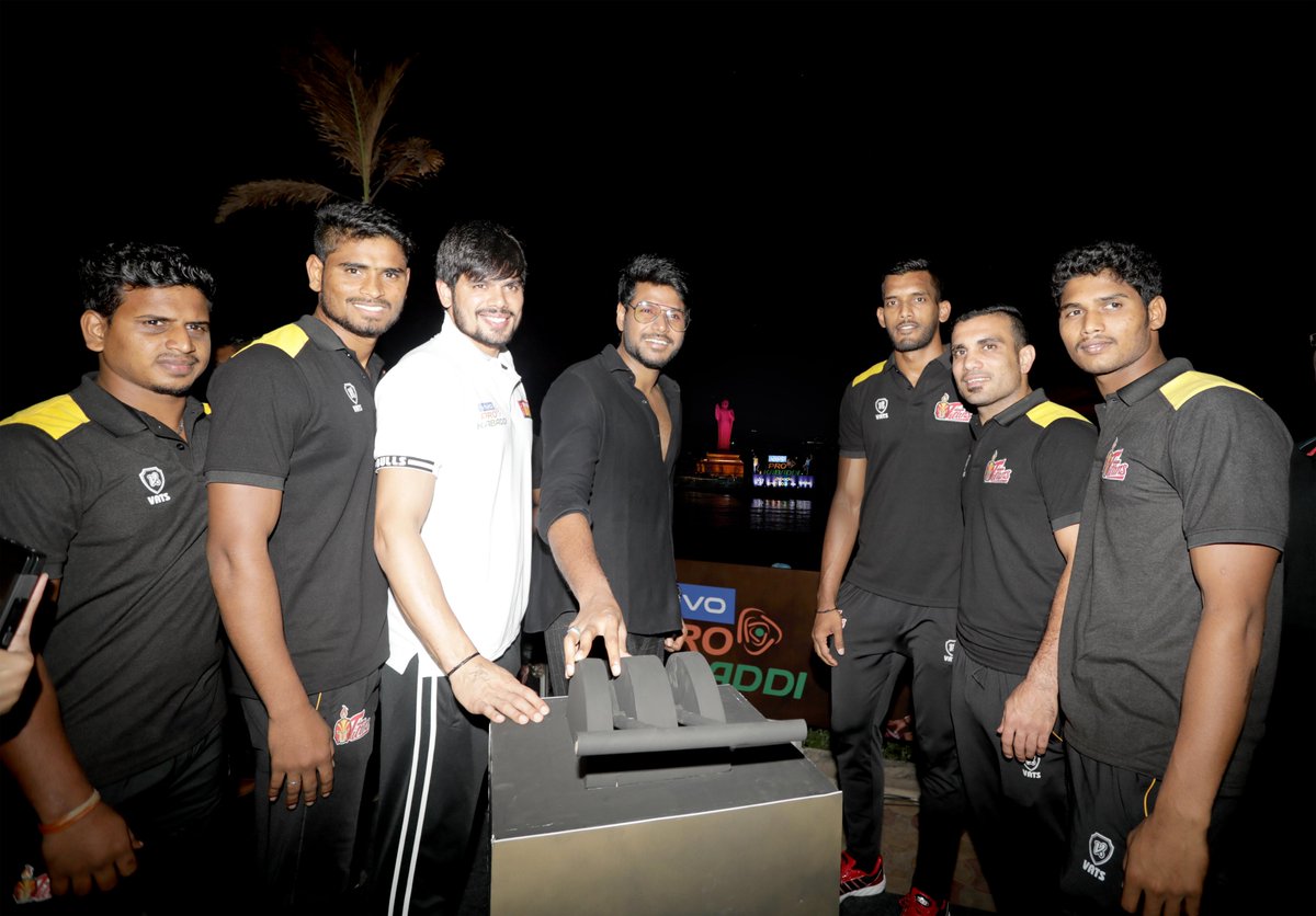 ProKabaddi's tweet photo. Intezaar ki ghadi khatam ho rahi hai! 😍 

It's soon going to be the #WorldsToughestDay! Here are some of the best pics from today's event at Hussain Sagar Lake, Hyderabad. 

Watch the Panga, July 20 onwards, LIVE on Star Sports and Hotstar. #IsseToughKuchNahi https://t.co/FLU2ciucvq