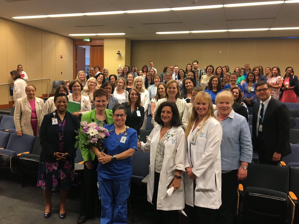 An amazing #nursingleaders meeting this morning culminating in celebrating our @YNHH MAGNET  nurse of the year Karen. Karen served in the @USNavy became a nurse and has impacted the lives of veterans who are patients. Congratulations Karen @anccofficial @ANAPresident @tweetAONL