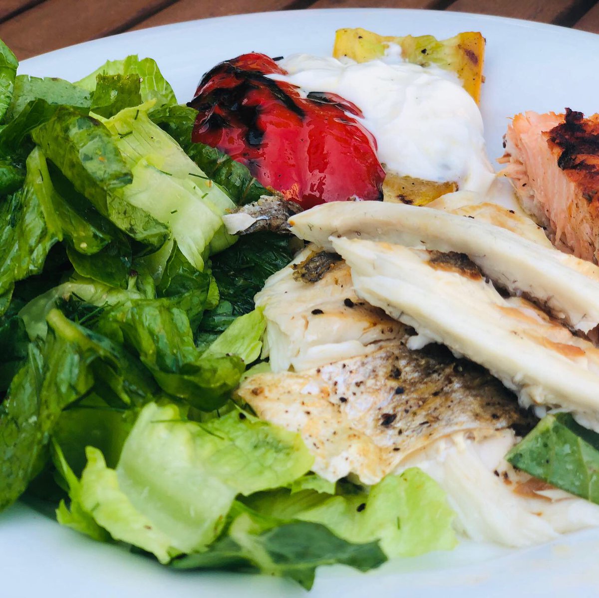 sixfinger78's tweet photo. #Foodporn #bbq #dorade #salmon #lachs #lecker #delicious https://t.co/2ekCxQGZaX