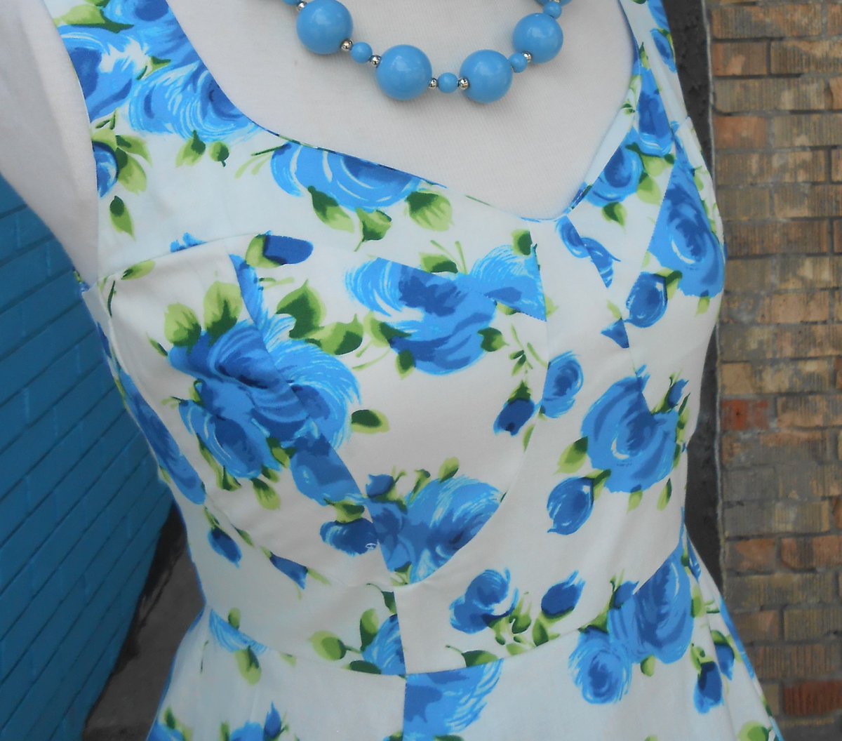 Imagine_Vintage's tweet photo. New Cherry Velvet just in! Here is Horse in "Royal Rose" print,Doris style. Cotton,  pockets and Made in Canada! Pretty-pretty! https://t.co/ODzo0eIyC4