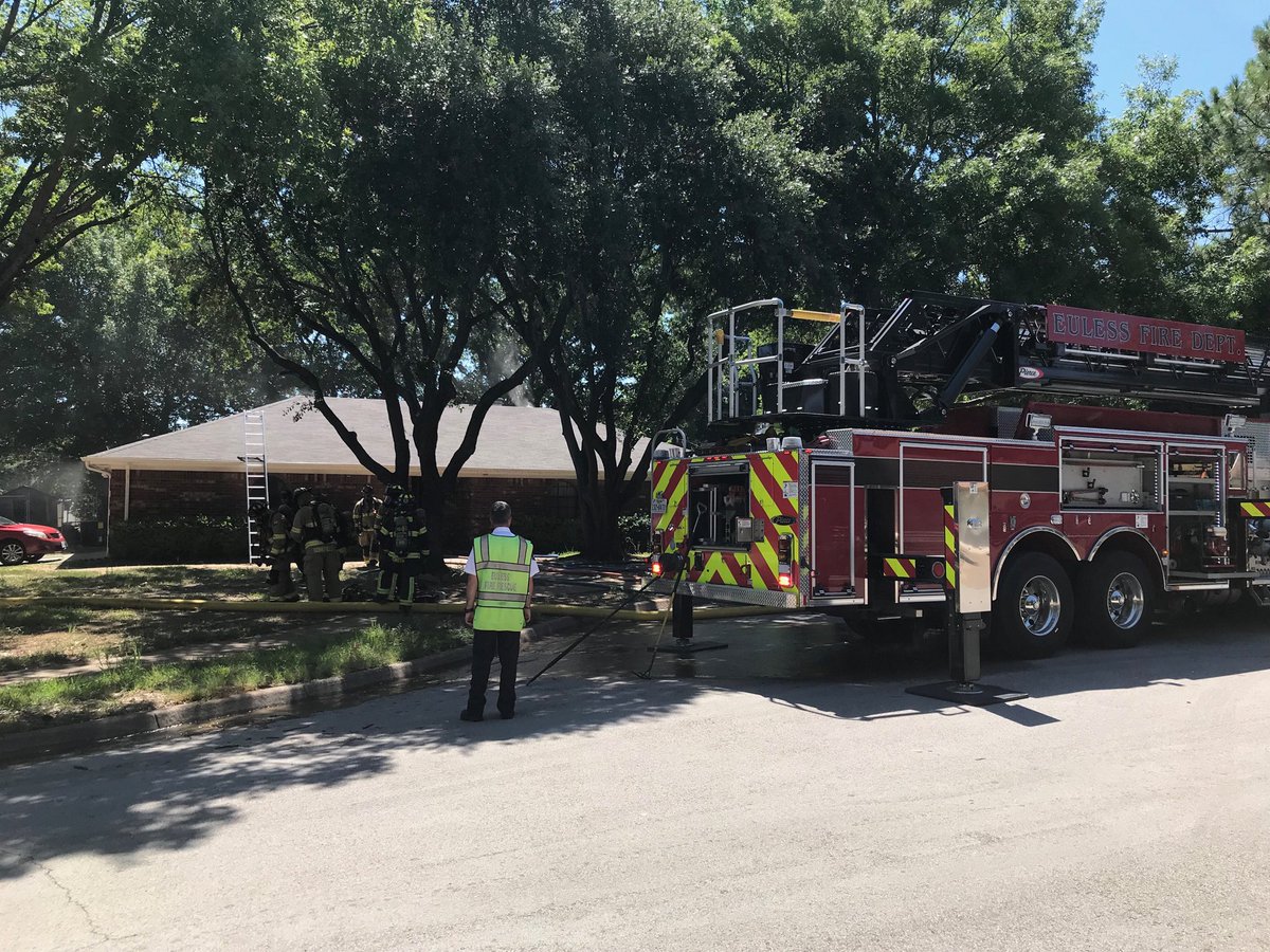 EFD working a structure fire on Westpark Circle with assistance from Bedford FD. No injuries reported.