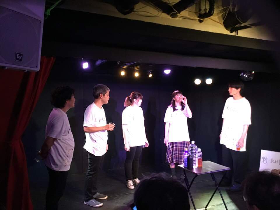 heppokoranger's tweet photo. ロシアン人狼ゲーム
昼の部は…どんまい(笑)
しょうゆうことーをスルー
誰も気づかない罠！

夜の部
大成功ー🎵
面白かったー
のぞみんしれーっとタイマー係！
勝ち抜け(*´▽｀*)
#みくぱ
#MixUpParty https://t.co/uIqOLhUVQp