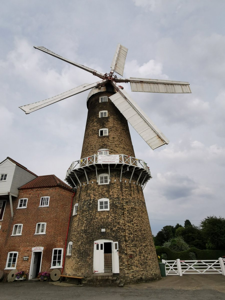 Enjoyed a trip around a working mill. Always a pleasure to see them on the #Lincolnshire landscape. Eager to try their wares. #MaudFosterMill #Boston