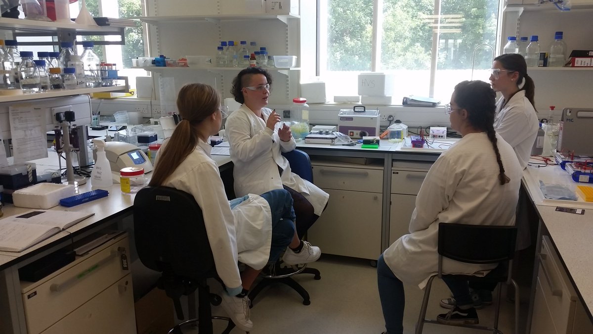 2nd day SoBS #PhD/Work #shadowing
In the words of one of the visiting 6th formers this experience offered 'An amazing insight to higher education lab-based research' &amp; 'invaluable access to knowledgeable and friendly students'
<a href="/sotonbiosci/">Biological Sciences</a> <a href="/UoSDocCollege/">The Doctoral College</a> <a href="/sotonbsps/">BSPS</a> <a href="/UoS_Schools/">UoS Schools & Colleges</a>