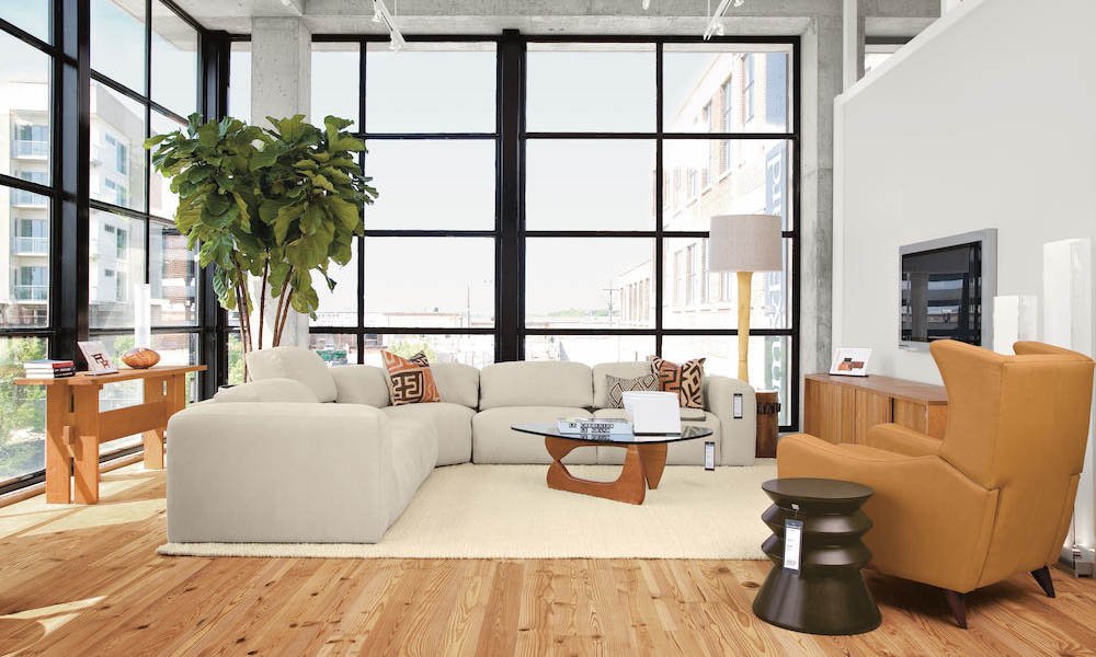 ASID's tweet photo. EXP Attendees - mark your calendars! Tomorrow evening, July 19 at 6 pm, join us at the @roomandboard showroom for drinks, food and conversation with peers, Room&Board staff and ASID leadership. Get the details - https://t.co/Mx7TuazUpE #RoomAndBoardAtlanta #RoomAndBoard #ASIDEXP https://t.co/fEgfUeR3Mp