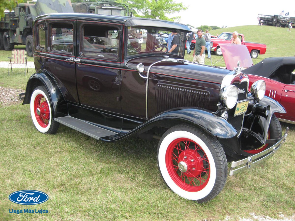 TuFordMexico's tweet photo. Con una producción de 4 320 446 unidades, recordamos hoy en #FordRetro al elegante Modelo A 1930. #TBT #Ford #Classic #Clásico
¿Qué te parece? https://t.co/vfvIlEW75P