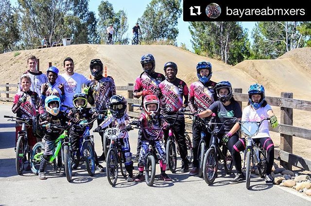iceandhan's tweet photo. Awesome day at @lakecunninghampark yesterday with the team.  Thanks Howard for taking us to the next level.  @bayareabmxers 🙏💥 #bmx 
#bmxracing 
#usabmx 
#bmxkids 
#kidsonbikes 
#groms #bmxgroms #kidswhoshred 
#littleshredder 
#2wheels 
#單車 #比賽 #… https://t.co/yKQ20k2gP8 https://t.co/LJiY16wMiU