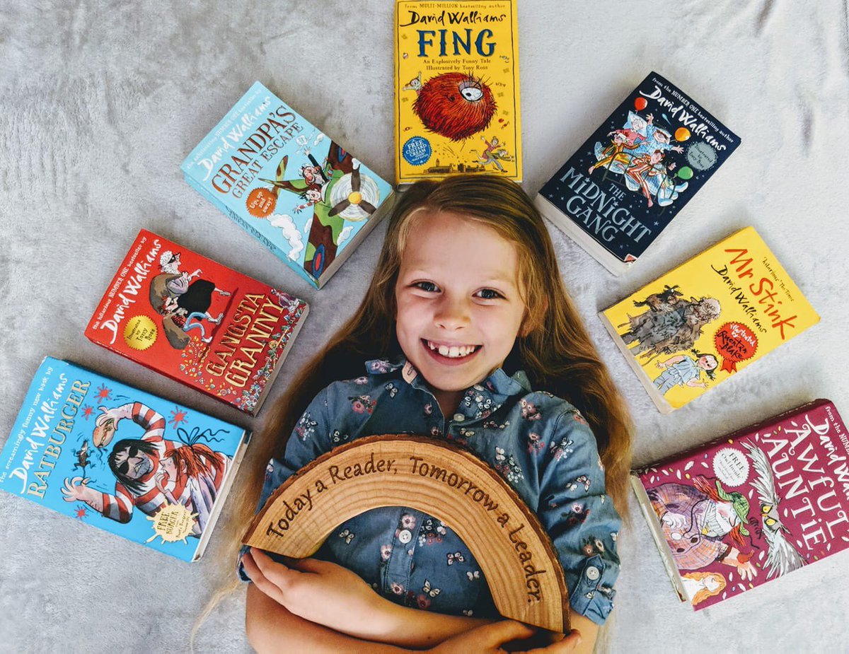 My beautiful niece Lola with her favourite books! Pictured with her gift to her teacher for end of term ❤️ David Walliams you are her favourite author, and she wanted you to see this ❤️ #DavidWalliams #youngreader #lovelylittlelogcompany