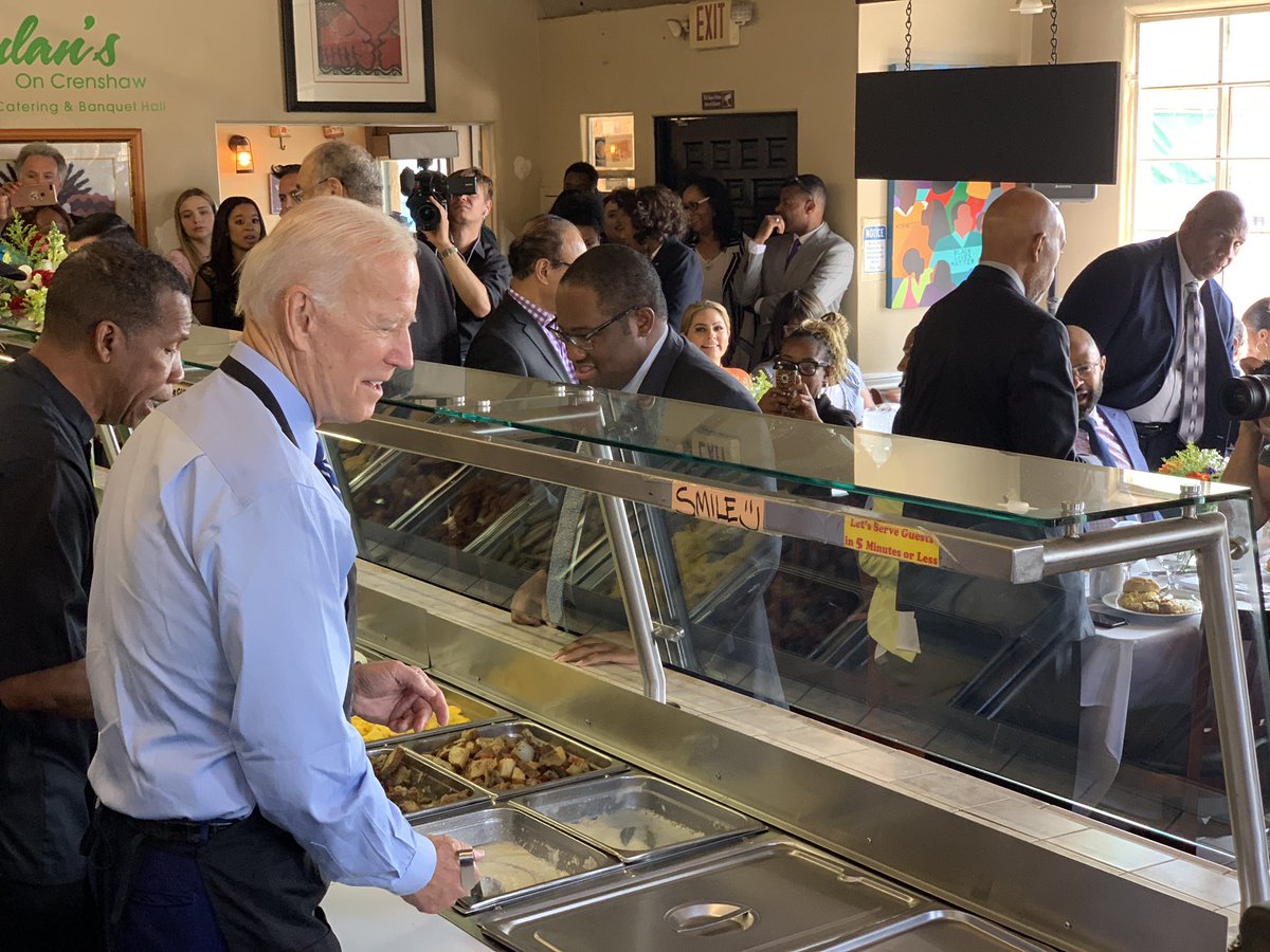 RandyCBS2's tweet photo. Joe Biden serving breakfast at Dylan’s on Crenshaw this morning https://t.co/tRjiQ9dM5d