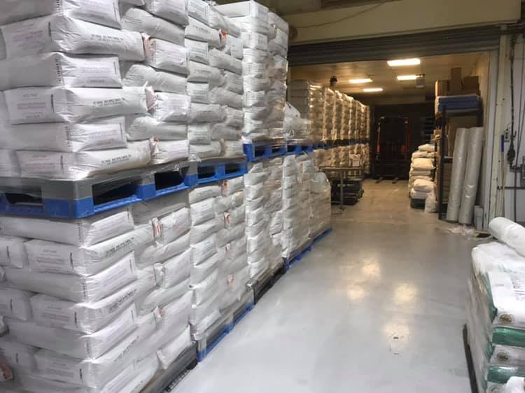 SuperNaturalU's tweet image. The organic flour delivery @tibothebaker 33,000 tons of it! sitting pretty - come and taste the beautiful probiotic, organic loaves it makes this Sat! #organicfood #realfood #directfromsource #farmersmarket