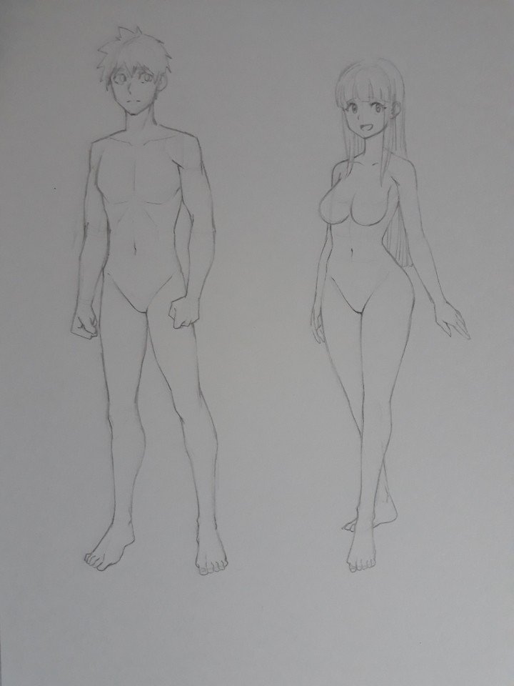 전에는 전신도 많이 안그렸고 남자캐릭터도 거의 안그려서 그릴 때 두려웠지만 지금은 그런게 많이 사라진 것 같습니다.
기초 이론위주 수업이라 겉핥기 식으로 알던 부분은 좀 더 자세히 알게됐고, 모르던 부분은 쉽게 설명해주셔서 이해하기 편했습니다.
수업전, 수업 몇주안돼서 그린것들 입니다
