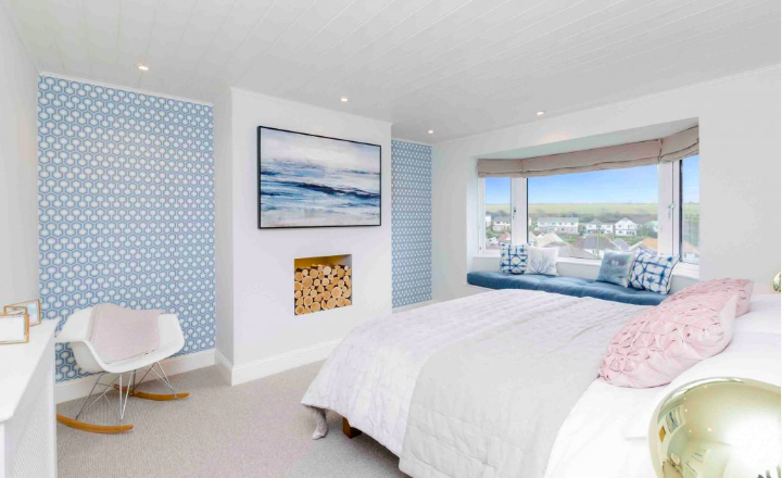 BurroughsSW's tweet photo. Bright but serene, this bedroom was part of a project to renovate and build an extension on a house with fantastic views! https://t.co/d4gmQJcfj9