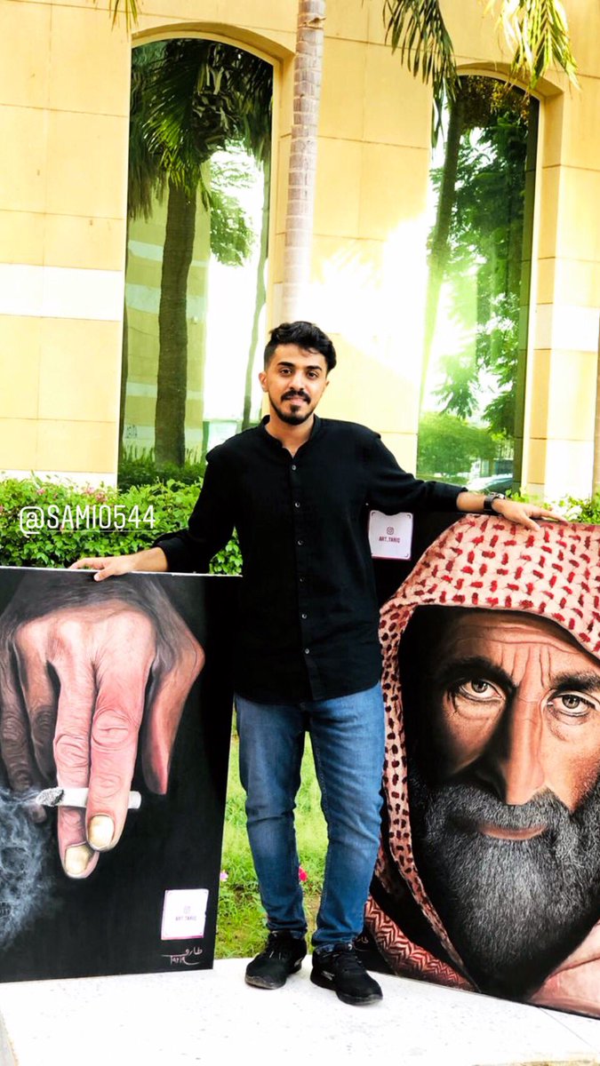 art_tariq's tweet image. 📷@sami05445 

انا ولوحاتي 🎨🙂
