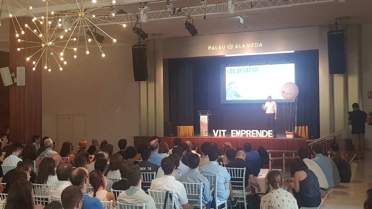 prceinos's tweet photo. En #Valencia en #VITESummit escuchando a @jmegias de @Startup_VLC y @javimateog de @valenciactiva_ @VITEmprende https://t.co/PSrphEzig3