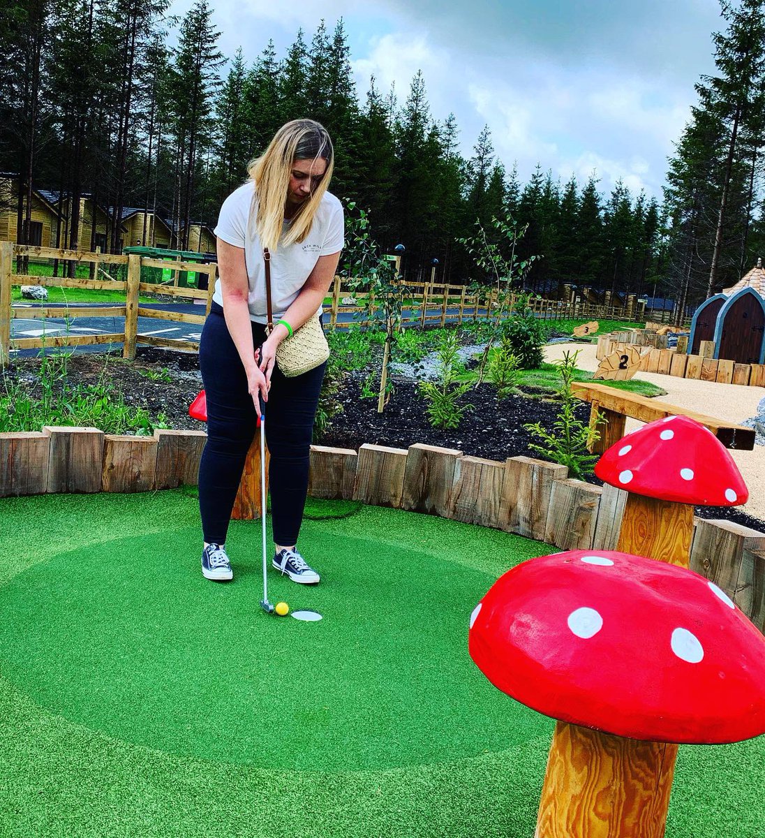 Jake_Alder's tweet photo. Mini Golf. Center Parcs, Longford
-
-
-
-
-
-
-
-
-
-
-
-
#travelblogger #travelphotography #instatravel #centerparcs #centerparcslongford #longford #ireland #minigolf #golf @centerparcsie @CenterParcsUK https://t.co/p8GT1xFOvJ