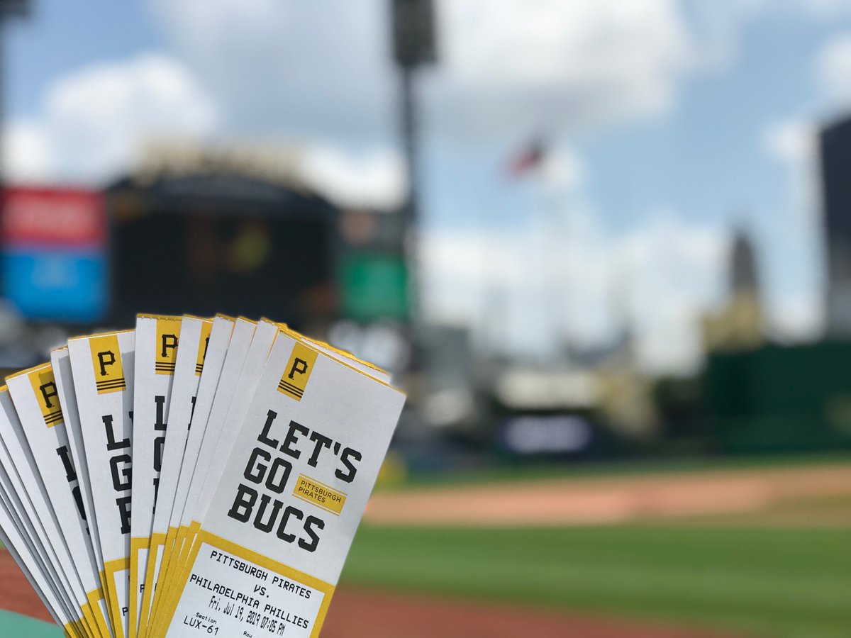 Pirates's tweet photo. RETWEET THIS for a chance to win FOUR Social Media Suite tickets for tomorrow night! 

#LetsGoBucs https://t.co/mo2522C87d