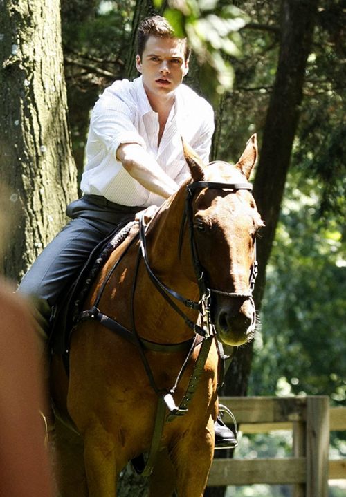 What Bucky do when he have a bit of free time? He spend that time in his little farm with his lovely horse