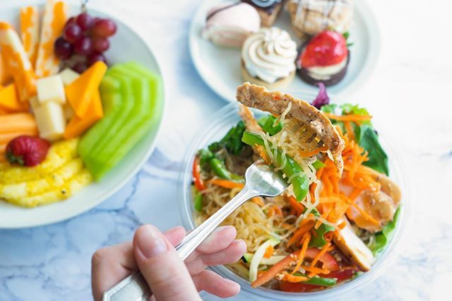 Such a delicious meal, leaving you and everyone in the office feeling good.

What's your favourite lunch for the office?

#yycfood #yycfoods #yycfoodies #yycfoodfam #yycfoodie #yycfoodtrucks #yycfoodjunkie #yycfoodblogger #yyc #calgary #yycliving #capturecalgary #dailyviewca…