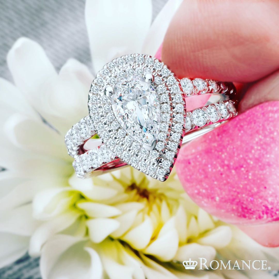 mherrdiamonds's tweet photo. Freshly picked pear shape Double Halo Diamond Engagement Ring from @Ilovemyromance. Is this the one? | https://t.co/FaTEVNmaEW https://t.co/giBJ9TInuU