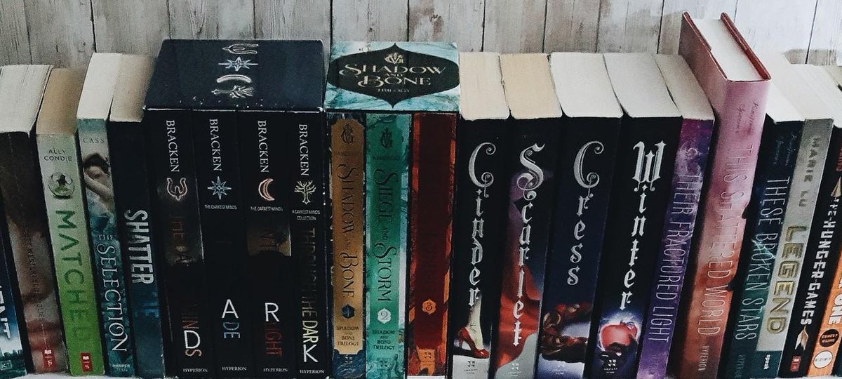 KayLMoody's tweet image. What's one of your favorite series?

#hardquestion #bookseries #lovetoread #booksbooksbooks