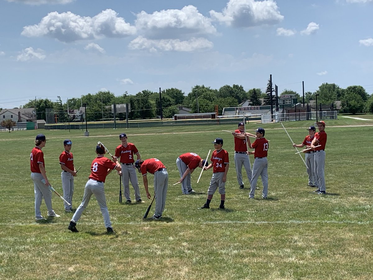 13MustangsSulli's tweet image. One final twirl with our mobility poles this weekend. Been a long season but we achieved our primary goals. Play the best. Prep for HS ball. Measure our skills vs the elite. Well done fellas. ✔️✔️✔️#checkcheckcheck @1MustangsNation @RoundTripperAca