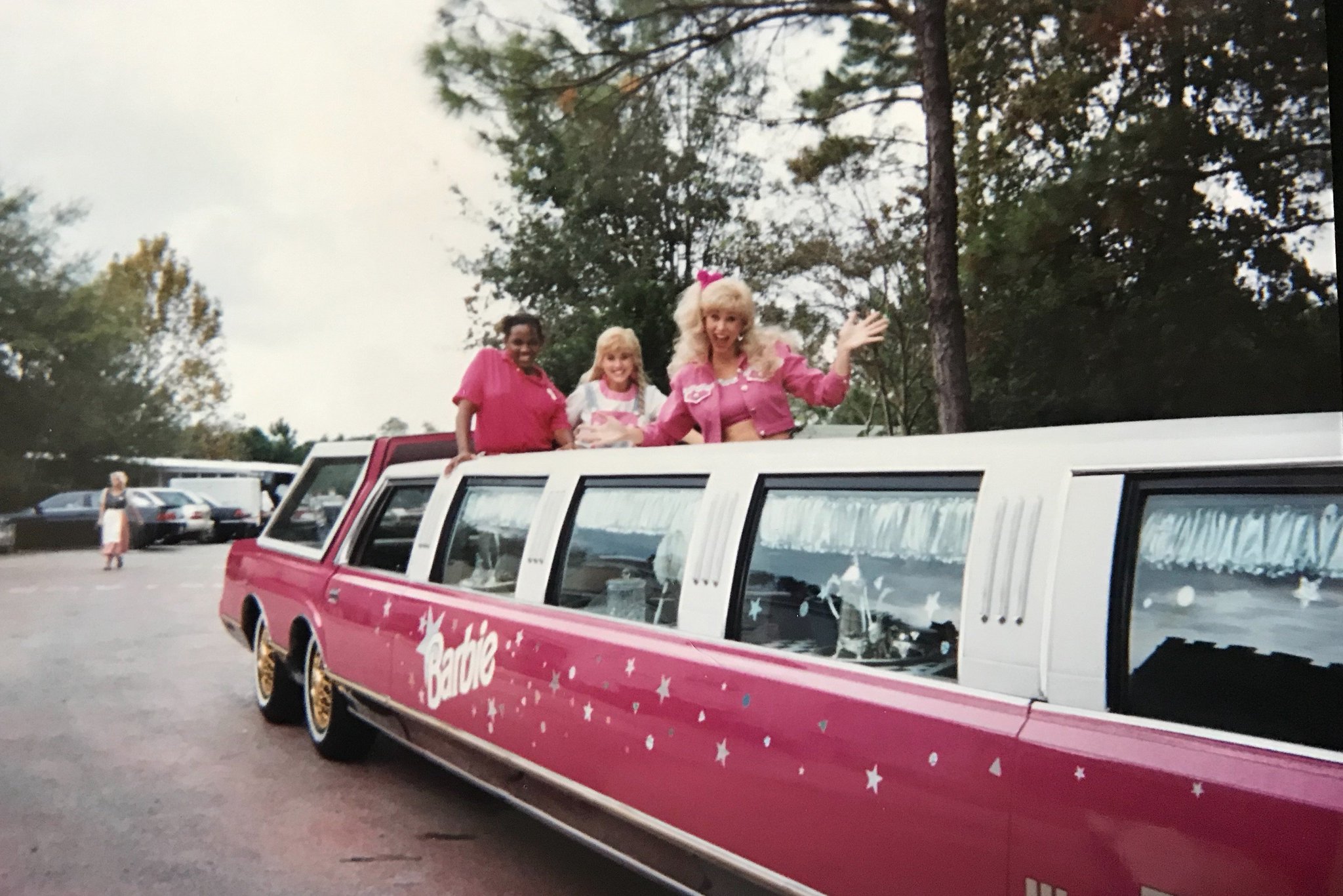 Tammy Tuckey on Twitter: "Let's talk about that hot pink limo. Every girl wanted one like it, and for good reason! @Barbie Limo was actually repurposed from the 1989 LiMOUSEine (photo #