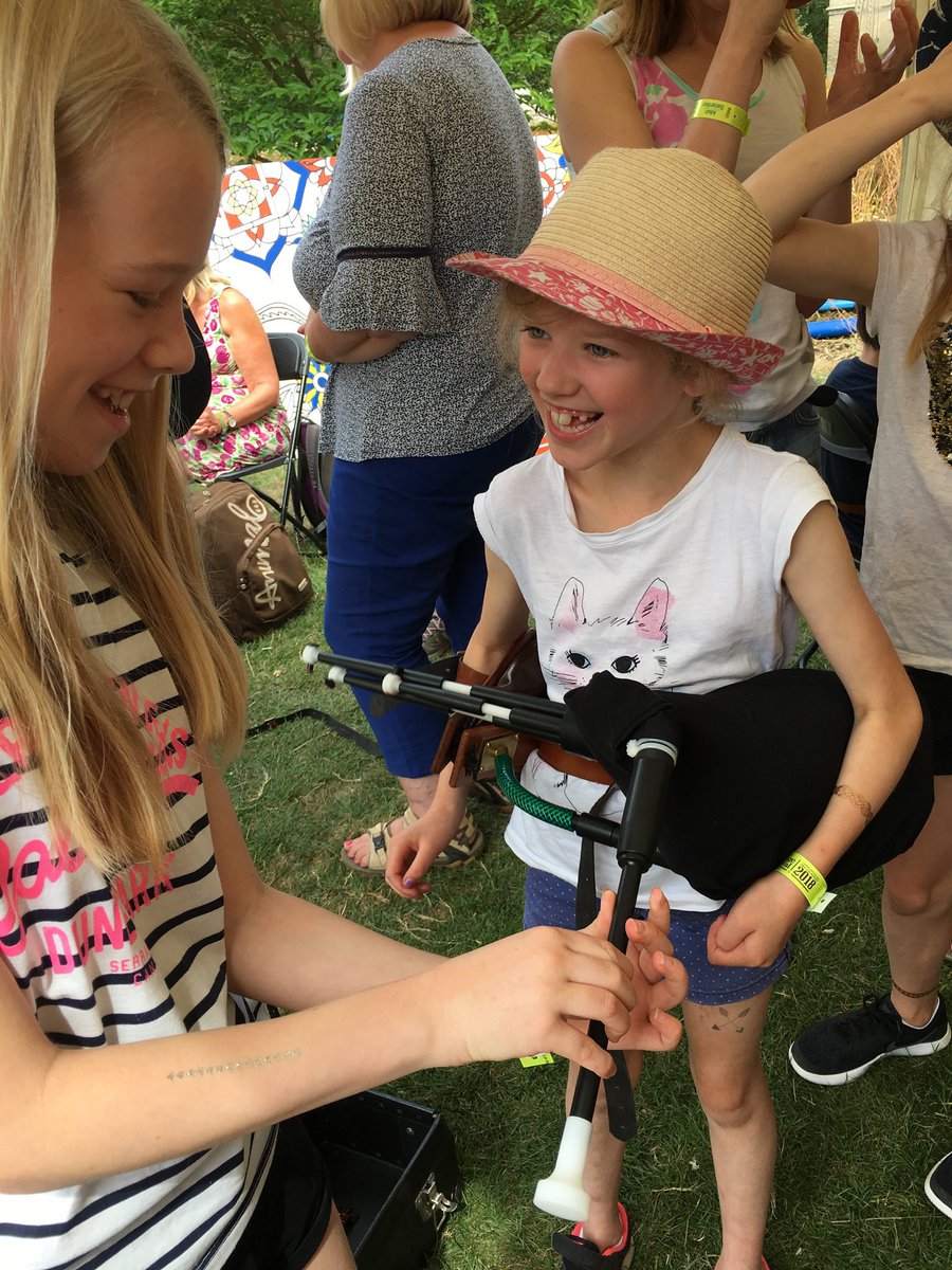 GreateasternCc's tweet photo. Looking forward to our Northumbrian small pipes workshops @CamFolkFest  #CamFolkFest19 - come and try your hand and spread the word! @N_Smallpiper @kathryntickell https://t.co/jIzSjrjsa7