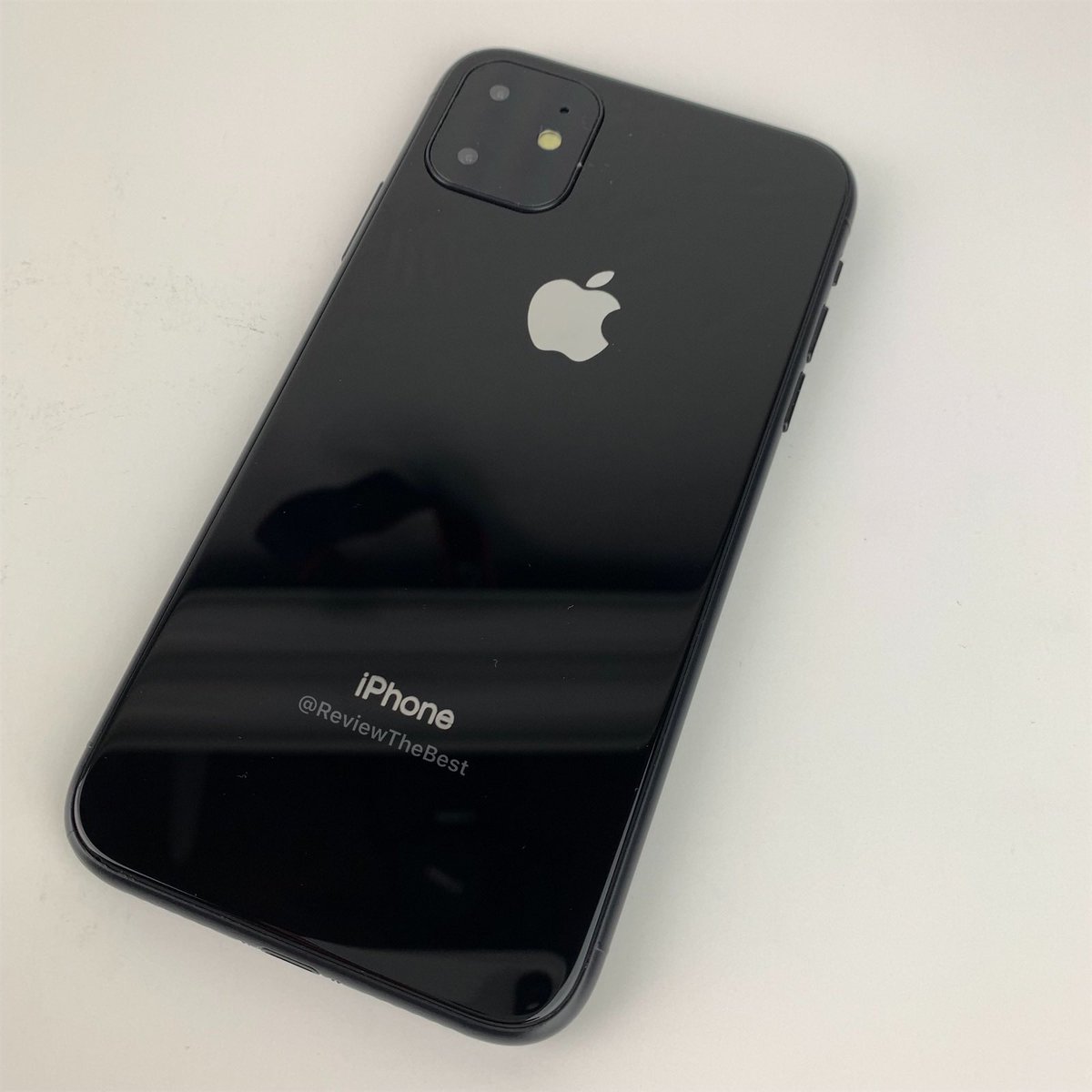 ReviewTheBest's tweet image. ICYMI: 💯👇

Hands On With Apple iPhone 11/iPhone 11 Max &amp;amp; iPhone 11R!
youtu.be/vvsqlNwDA9k

Retweets are appreciated! 🙏

#iPhone11 #iPhone11Max #iPhone11R #AppleNews #Apple