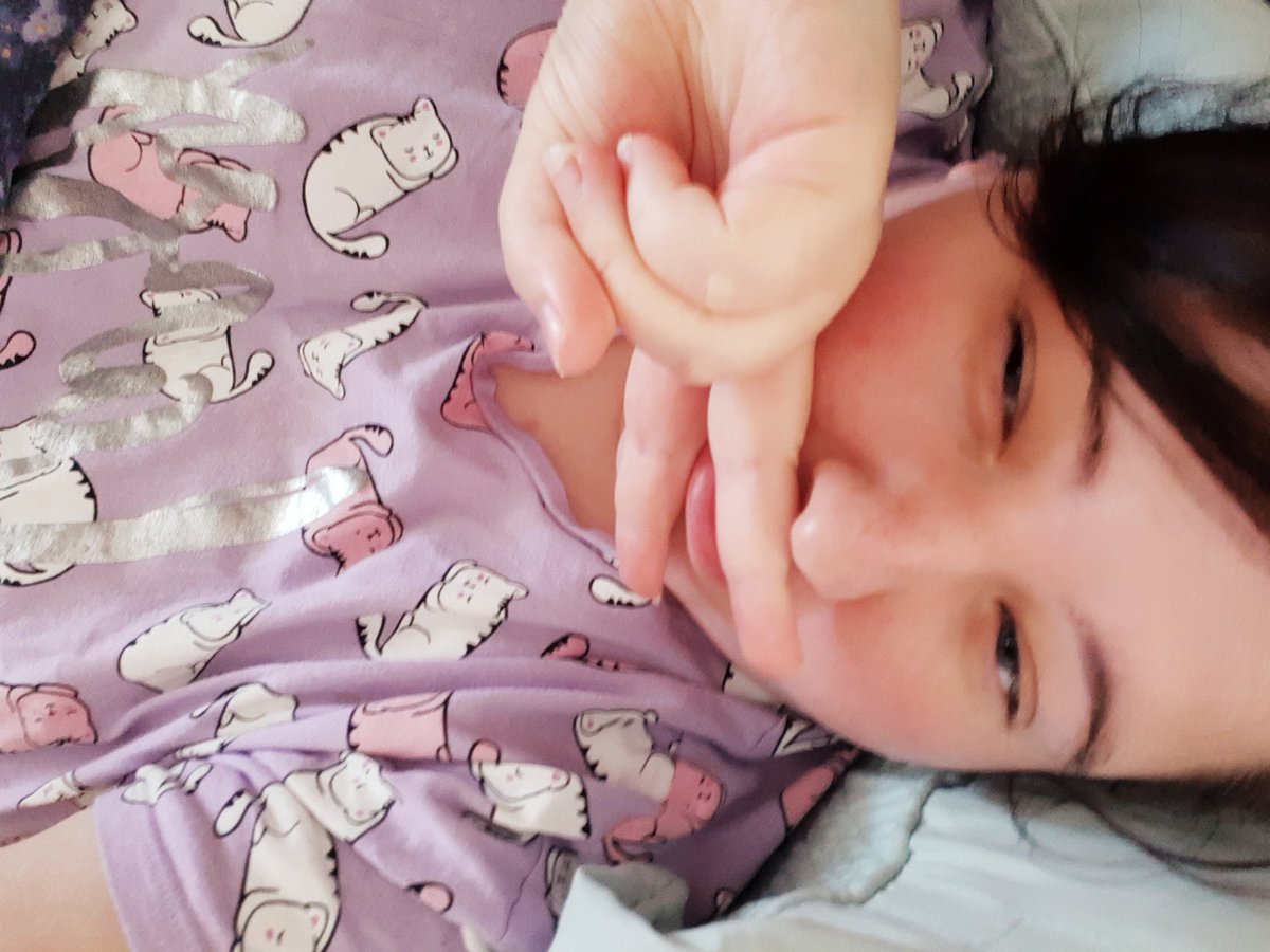 minnouxs's tweet photo. I lived bitch(es) ❤✌
At home, very little pain, and happy I still have a belly button. Goodbye 8.8 inch mass, thanks for the company but it's time to move on. https://t.co/m2tTFzmtCc