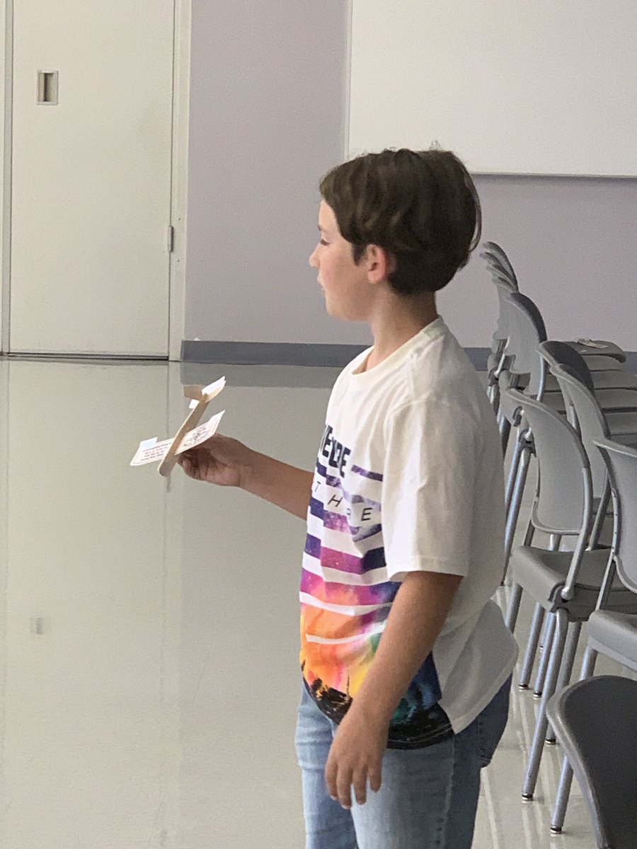 More aviation fun with gliders at the STEM Institute. #nrmsproud #birdvillelearns <a href="/maryterry2015/">Mary Terry</a> <a href="/ScienceChick123/">Karen Sanchez</a>