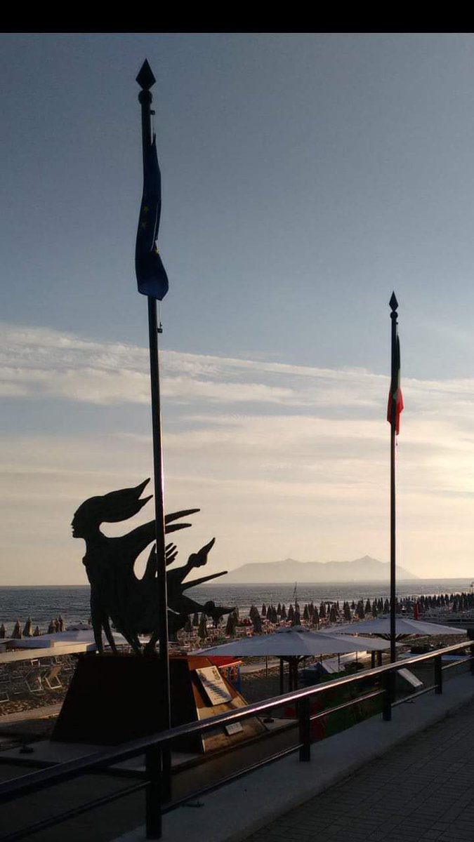 AlbertoEgidi's tweet photo. #terracina #circeo #italy https://t.co/MhUEFNlLTw