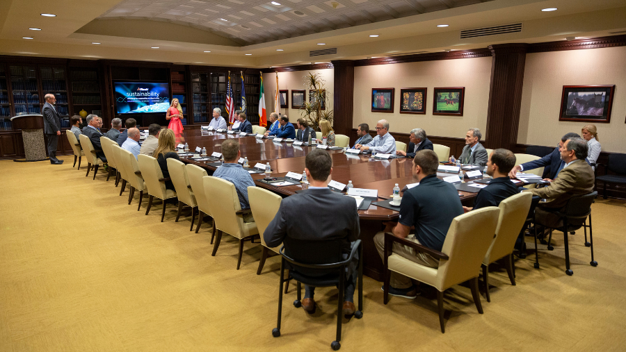 Alltech's tweet image. Our ONE CLUB members came together for a discussion on how to implement sustainability practices into each of their businesses. We all have something to learn from each other! 🤝 🌎 #PlanetofPlenty @AbleEngine @ExecuTrainKY @KYCattle @CavBeerOH @Ale8One @NeogenCorp @bigassfans