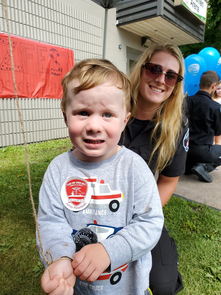 ParkAmbulance's tweet photo. Cool shirt on this little guy at the Kids Fest today. Thanks for stopping by! https://t.co/ywC31324uW