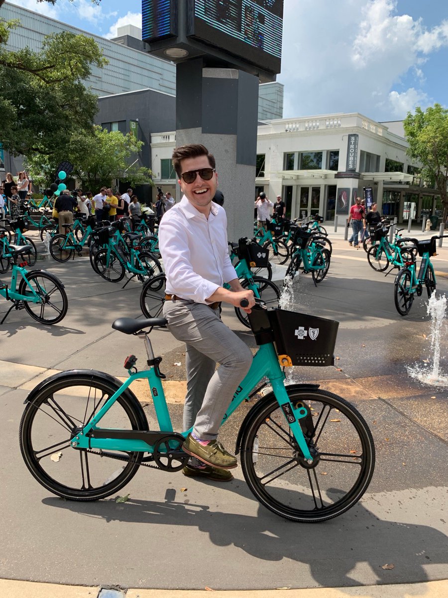 gbrpartnership's tweet photo. Gotcha bikeshare has officially launched in Baton Rouge! #BRACpack team members Katie Fontenot and Jonathan LeMaire joined in on the launch festivities and even took a spin around downtown. #thinkBR https://t.co/ik9V51PPPS