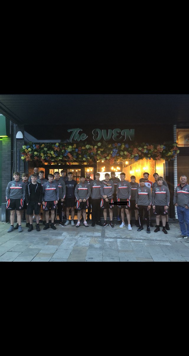 THC18s's tweet photo. Great night tonight at @TheOvenPrescot food was outstanding, service second to none. Thank you to Vicky and the team and congratulations on your new venture. @ThattoRugby https://t.co/RM1UrKL50O