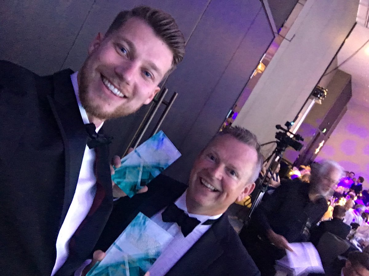 welgeti's tweet photo. Office Team and Client Service winners. Great night with our great team! @VailWilliams #vwsolent #SCPA19 # https://t.co/nO23OEJiFD