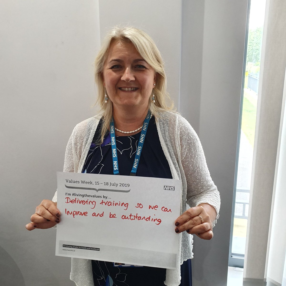 allofusinmind's tweet image. At our recent #ListeningEvent in Calderdale, our staff shared how they are #LivingTheValues every day 🙌 #OurNHSpeople