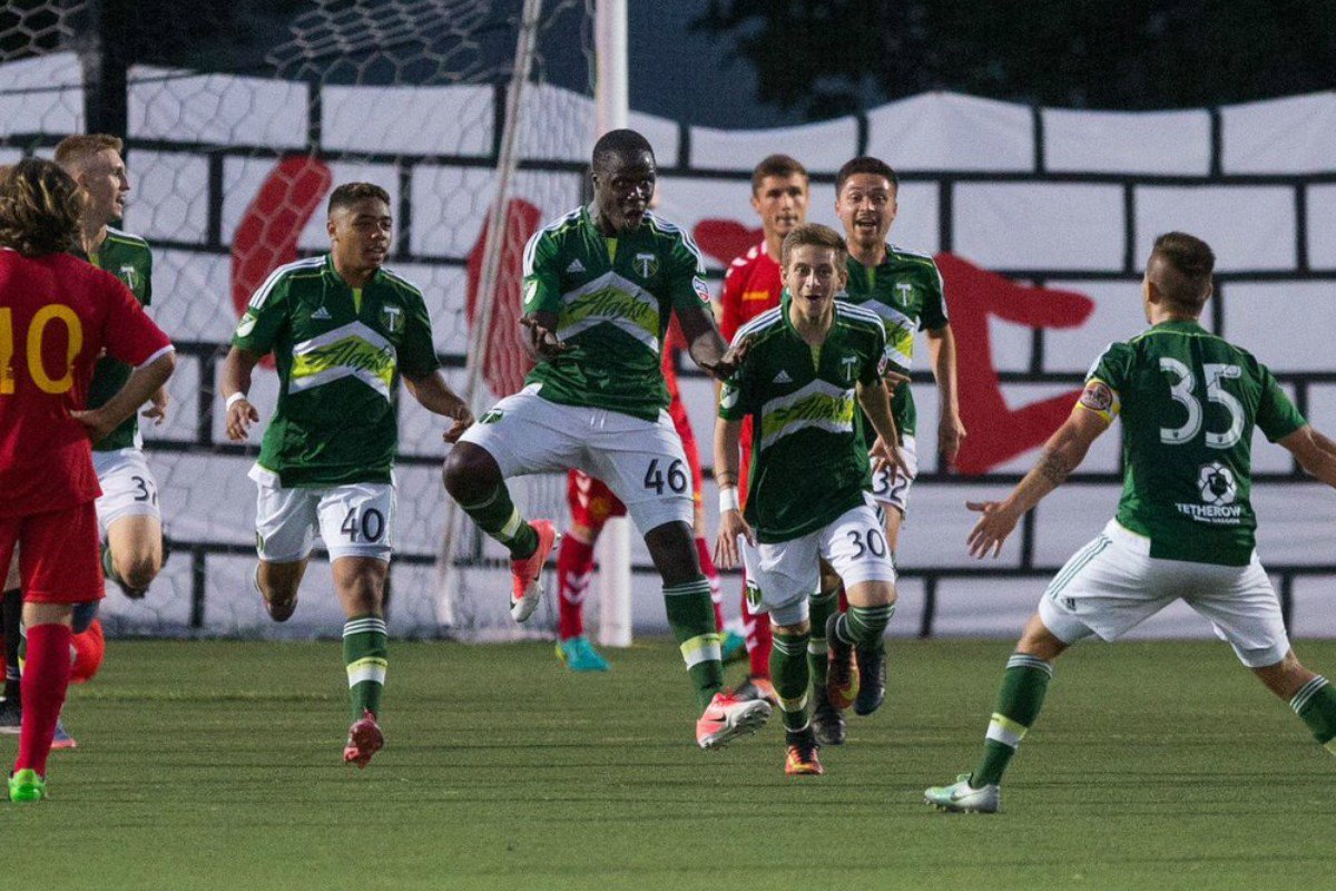 CoachAaronLewis's tweet photo. #TBT - Two years ago this week, this group brought Salem its first USL 2 Division Title. 

#Path2Pro #SalemProud https://t.co/9Pxd37r2eW