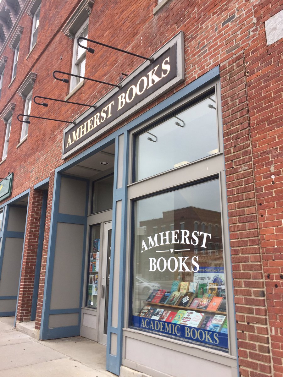 kdhighland's tweet image. One last stop (gifts for the kids!) before leaving town.

Thank you #sharp19 organizers and presenters and UMass staff for a wonderful conference!