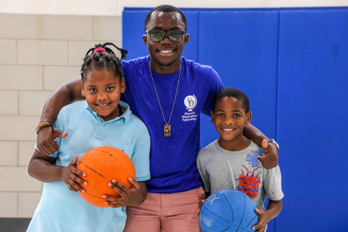 UDGlobal's tweet photo. "Education is the most powerful weapon which you can use to change the world." @UDelaware Mandela Washington Fellows celebrated #MandelaDay at local schools with @thesummercollab. @WashFellowship @ECAatState @ColonialSDstrct #UDMWF #YALI2019 https://t.co/deNUL636Ij