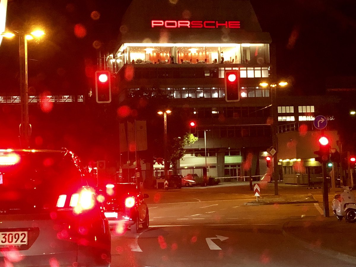 r_zieschang's tweet photo. Hello Zuffenhausen. #hokona #be1eye #Porsche #vrooooooom https://t.co/wOz57CpJ9b