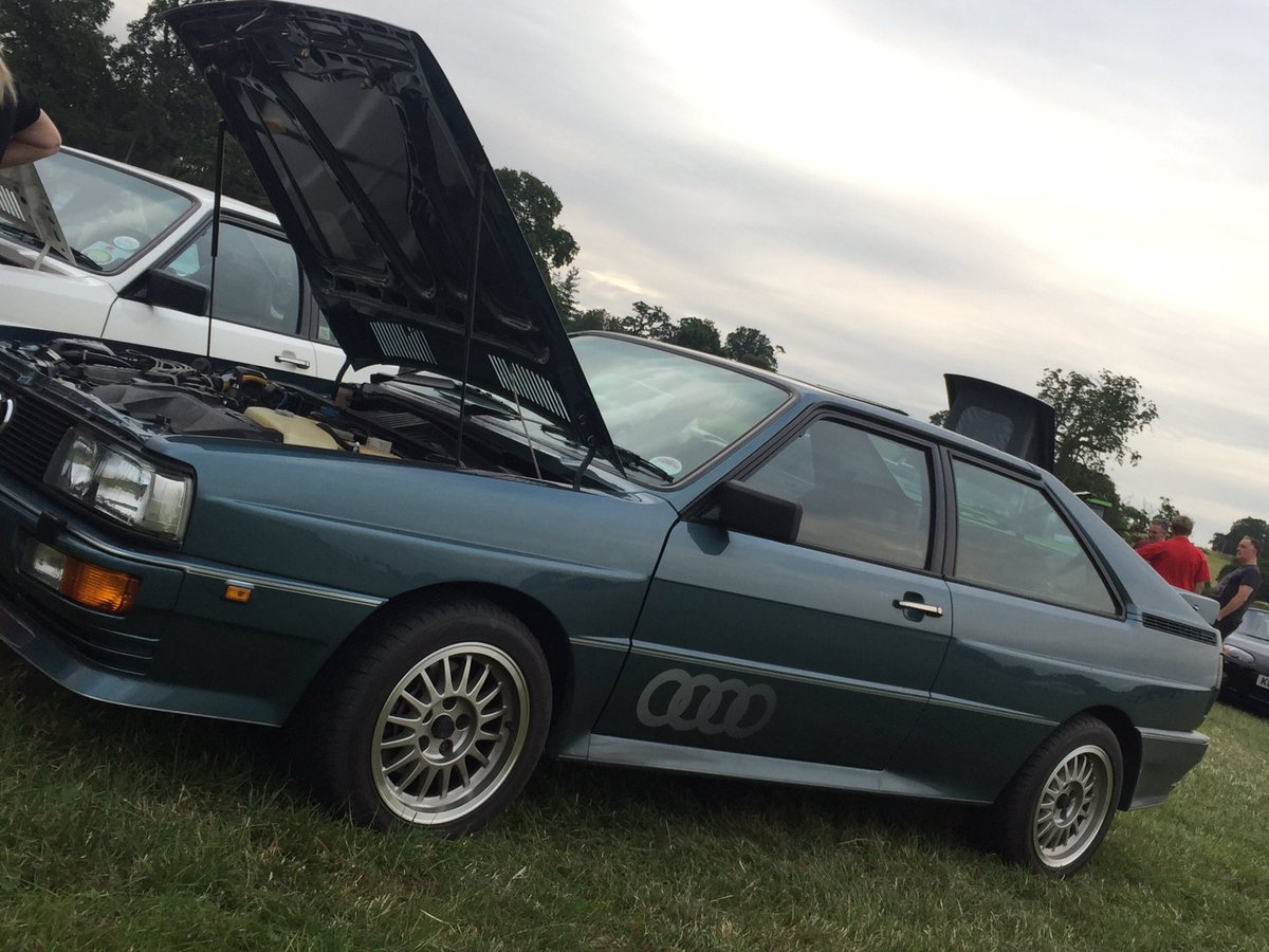 ButlersClassic's tweet photo. Some very nice 80’s and 90’s classics on display at #wheelsonwednesday @SpetchleyPark last night #Audi #Quattro #Ford #Sierra #Sapphire #RS #Cosworth https://t.co/IYmNRX6ERQ