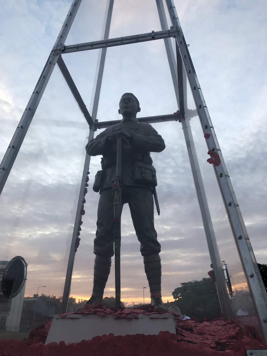 jonesie34's tweet photo. โAt the going down of the sun and in the morning, We will remember them.โ
At Dover seafront... @PoppyLegion #Dover #DoverSeafront #DoverExpress https://t.co/QhoiGBNrah