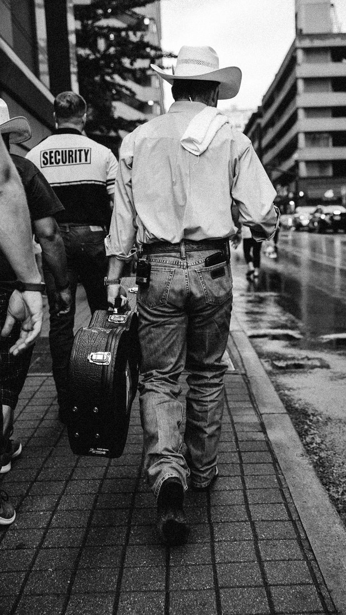 Cody Johnson tweet media