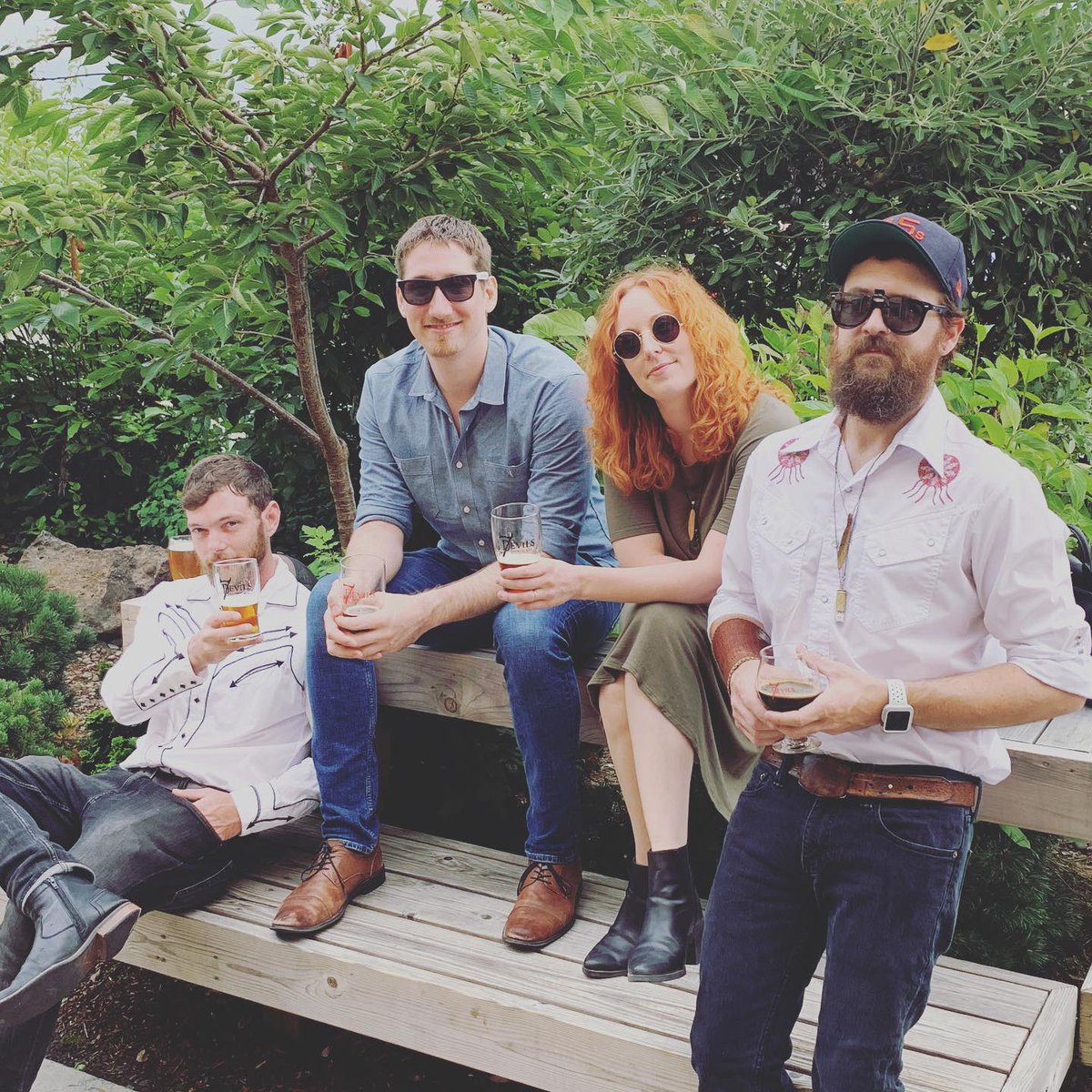 Tennessee Stiffs (@tnstiffs) on Twitter photo Just playin’ around in the sand 🌵
Huge thanks to <a href="/7DevilsBrewery/">7 Devils Brewery</a> staff for making us feel so at home. Looking forward to our Portland debut tonight #westwardandwayward2019 #dunegoofin #austininoregon
Stream tonight’s show 9:00-midnight 👉 mixlr.com/tennessee-stif… Just playin’ around in the sand 🌵
Huge thanks to <a href="/7DevilsBrewery/">7 Devils Brewery</a> staff for making us feel so at home. Looking forward to our Portland debut tonight #westwardandwayward2019 #dunegoofin #austininoregon
Stream tonight’s show 9:00-midnight 👉 mixlr.com/tennessee-stif…