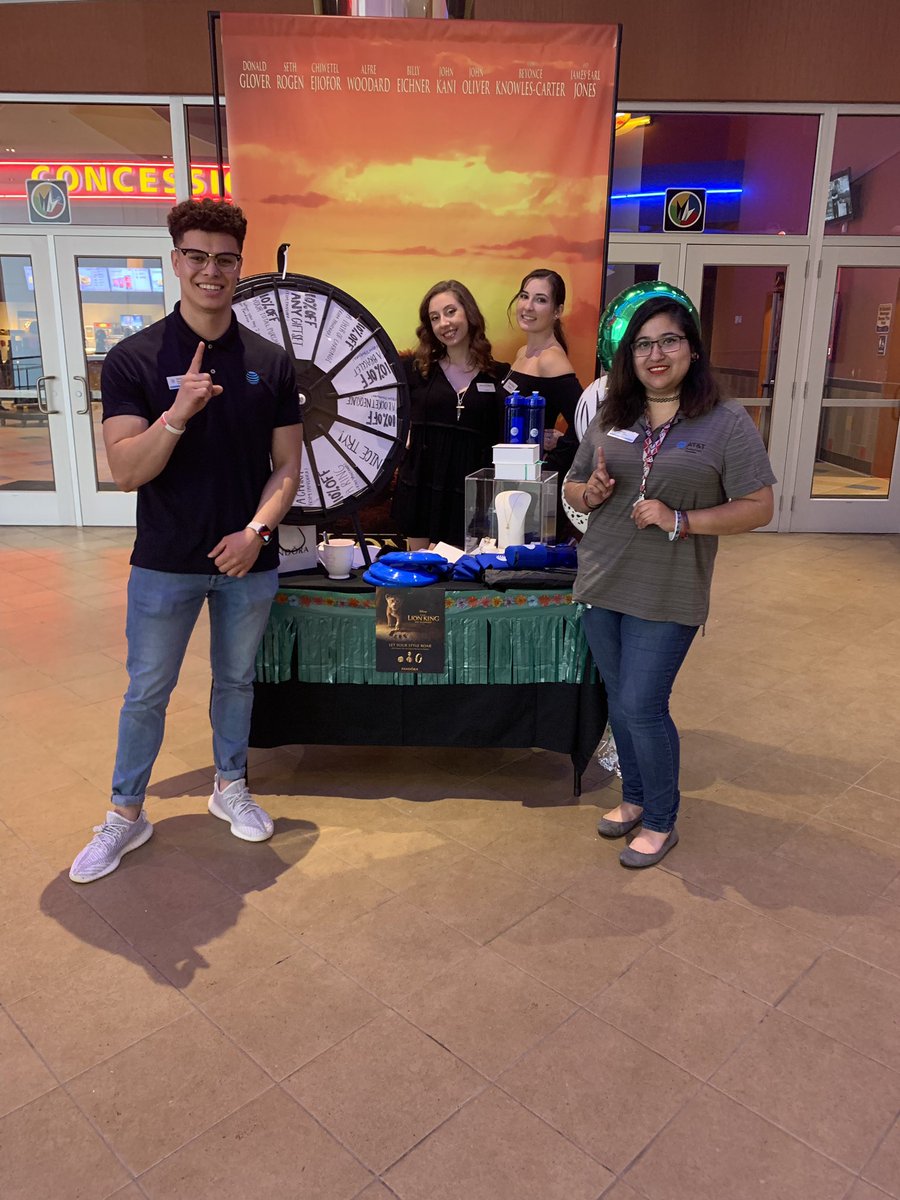 PortablesXavier's tweet photo. Had fun at The Lion King premier with the Pandora girls and @PerezPortables! A lot great leads!!! @Ciara_Wills @DaijuanDavisSr @attportablesel1 @JakeAraghi @ATTPortablesEVD https://t.co/WNtKpJ9ZYt